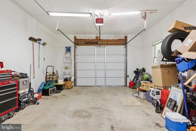 225 MOUNTAIN VIEW DR, Harpers Ferry, WV 25425