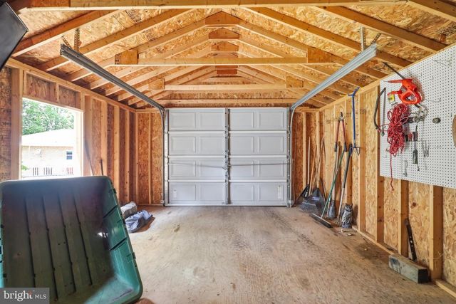 225 MOUNTAIN VIEW DR, Harpers Ferry, WV 25425