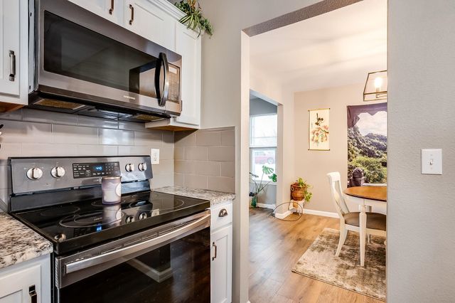 1319 E Warren Ave, Derby, KS 67037