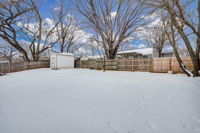 1319 E Warren Ave, Derby, KS 67037