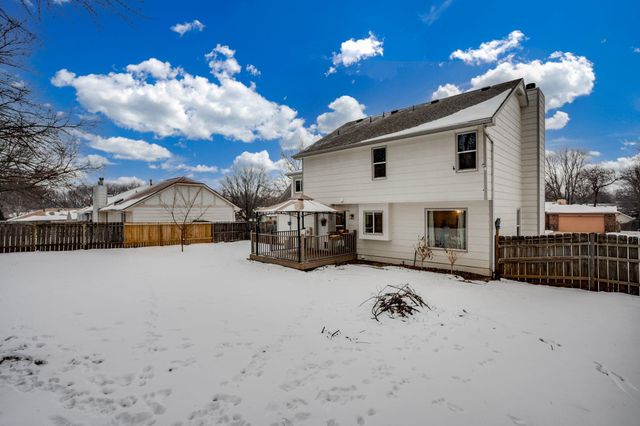 1319 E Warren Ave, Derby, KS 67037