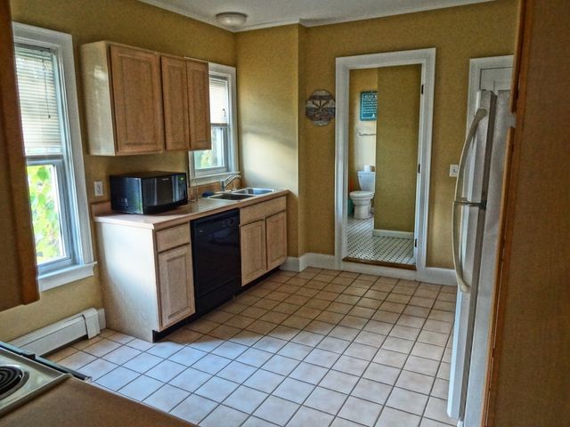 46 William Street 2, Newport, RI 02840