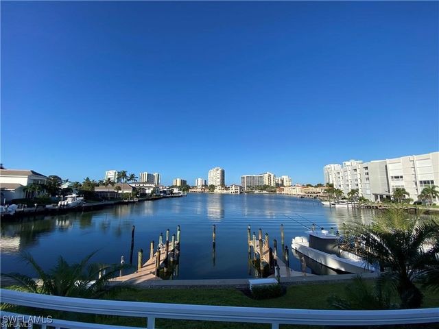 4051 Crayton RD 4051, Naples, FL 34103