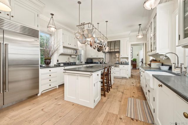 199 Eichybush Road, Kinderhook, NY 12106