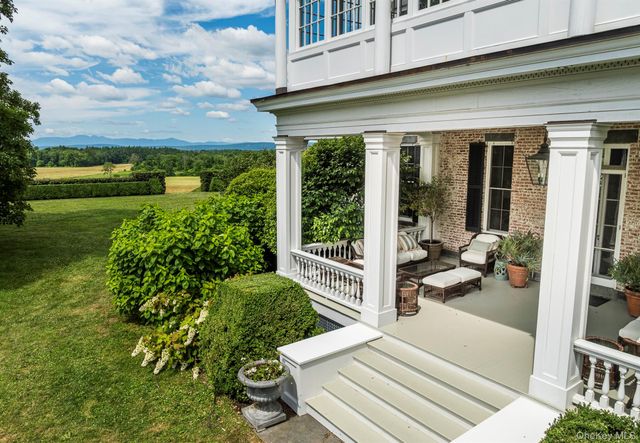 199 Eichybush Road, Kinderhook, NY 12106