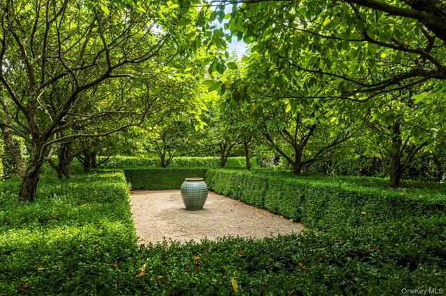 199 Eichybush Road, Kinderhook, NY 12106