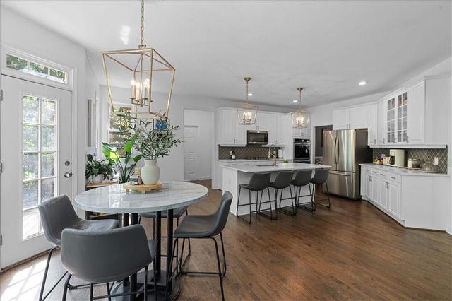 915 River Mist Drive, Suwanee, GA 30024