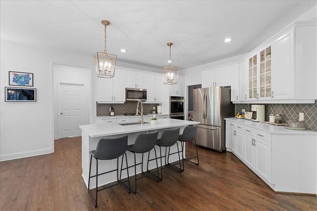 915 River Mist Drive, Suwanee, GA 30024