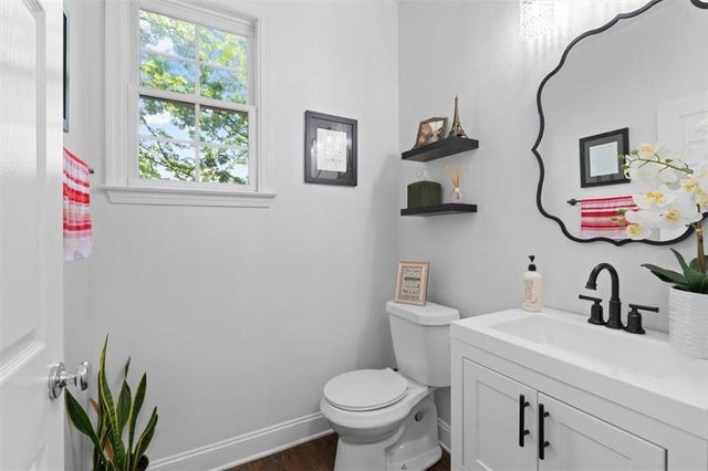 915 River Mist Drive, Suwanee, GA 30024