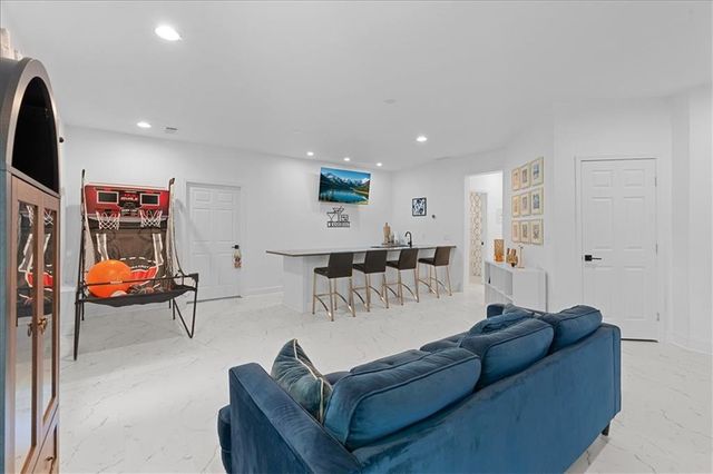 915 River Mist Drive, Suwanee, GA 30024