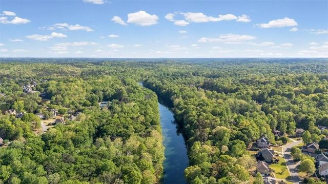 915 River Mist Drive, Suwanee, GA 30024