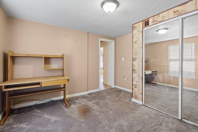 4514 E 24th E Street, Dickinson, TX 77539