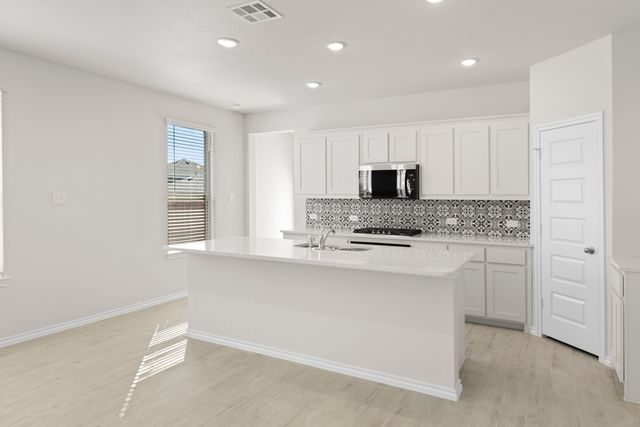 125 Pheasant Run Road, Terrell, TX 75160