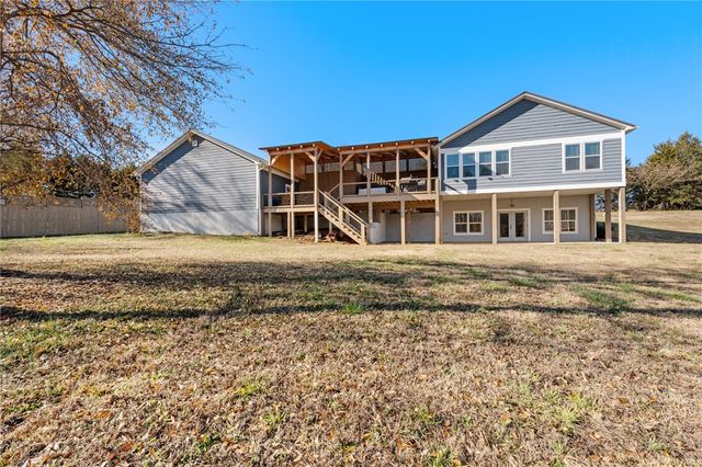 1122 Midway Road, Pickens, SC 29671