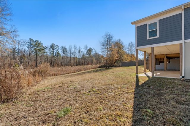 1122 Midway Road, Pickens, SC 29671