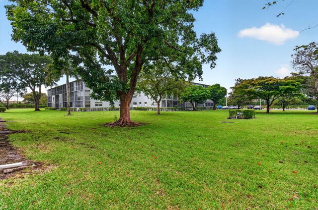 19 Suffolk A, Boca Raton, FL 33434