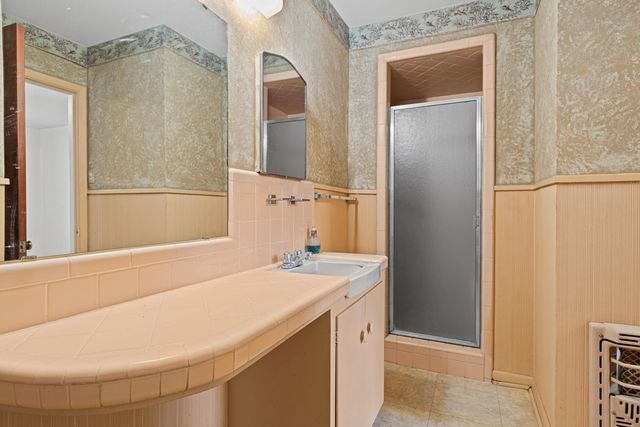 1112 Le Duke Blvd, Longview, TX 75601