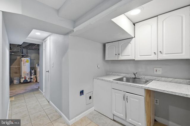 4718 68TH AVE, Hyattsville, MD 20784