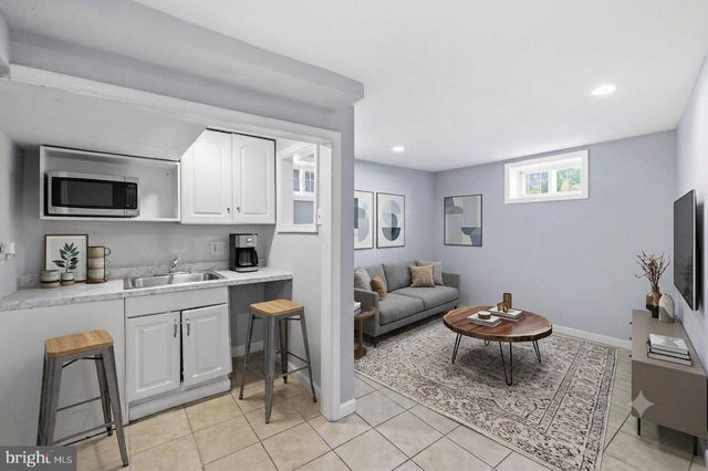 4718 68TH AVE, Hyattsville, MD 20784