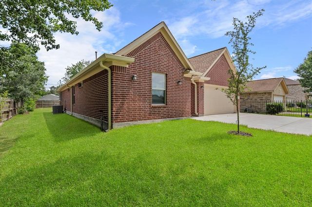 8423 Holiday Lane, Houston, TX 77075