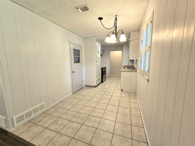 2853 Major Street, Fort Worth, TX 76112
