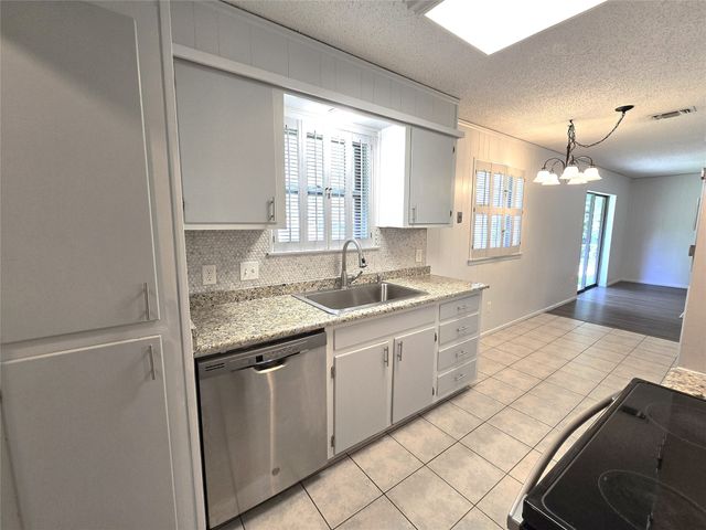 2853 Major Street, Fort Worth, TX 76112
