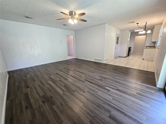 2853 Major Street, Fort Worth, TX 76112
