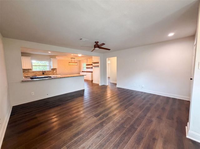 4623 Cherry Street, Santa Fe, TX 77517