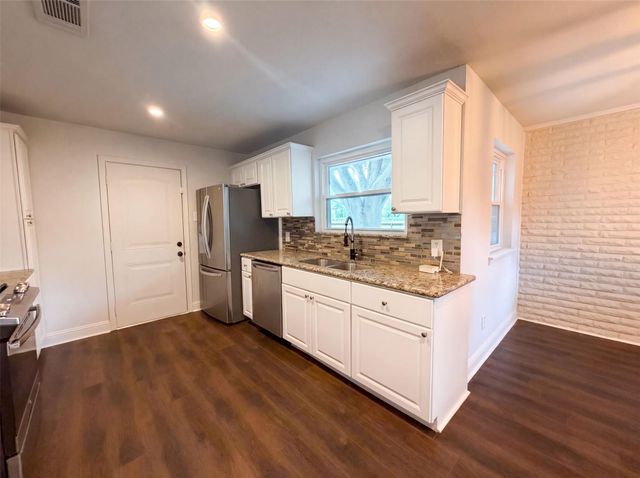 4623 Cherry Street, Santa Fe, TX 77517