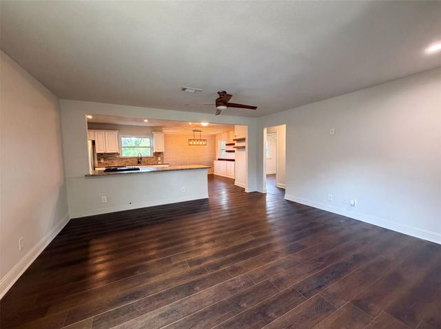 4623 Cherry Street, Santa Fe, TX 77517