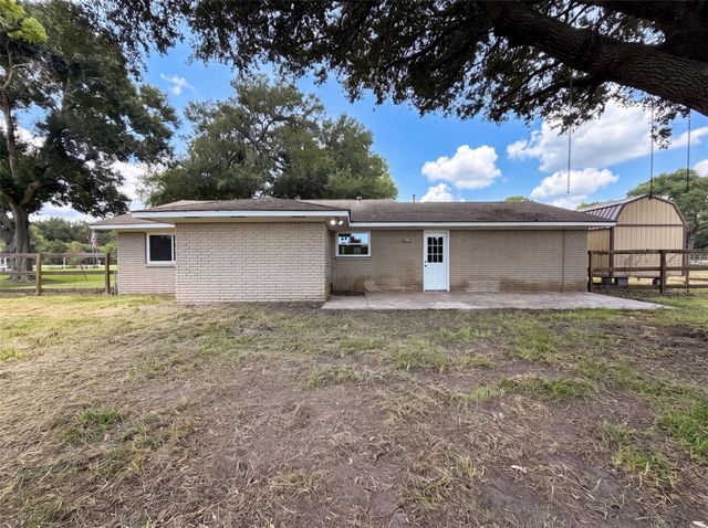 4623 Cherry Street, Santa Fe, TX 77517