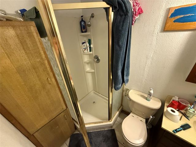 9609 Greystone Avenue, Oklahoma City, OK 73120