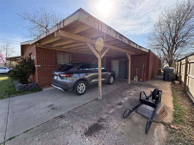 9609 Greystone Avenue, Oklahoma City, OK 73120