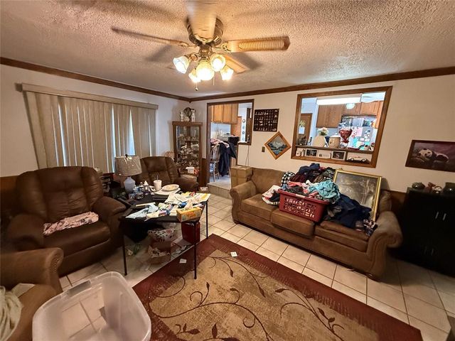 9609 Greystone Avenue, Oklahoma City, OK 73120