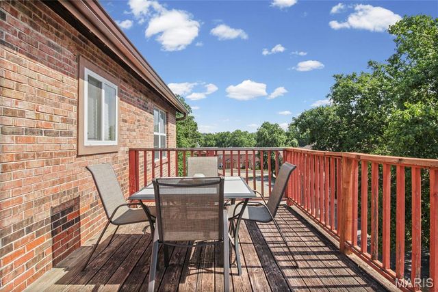 2452 Fowler Avenue, Overland, MO 63114