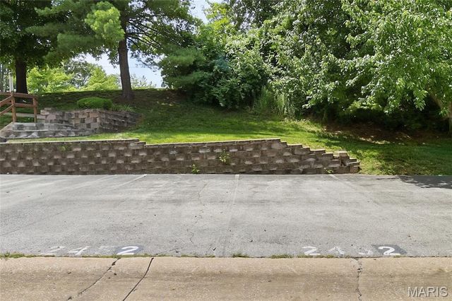 2452 Fowler Avenue, Overland, MO 63114