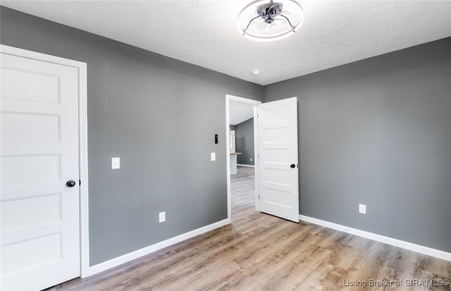 521 W Maple Street, Austin, IN 47102