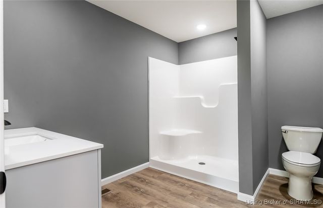 521 W Maple Street, Austin, IN 47102