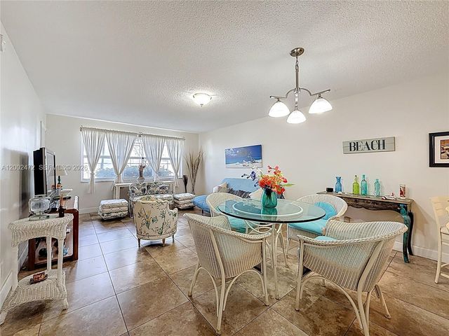 410 SE 2nd St 115, Hallandale Beach, FL 33009