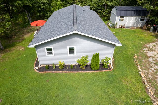 7309 County Road 5090, Pomona, MO 65789