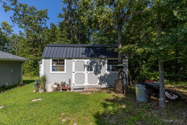 7309 County Road 5090, Pomona, MO 65789