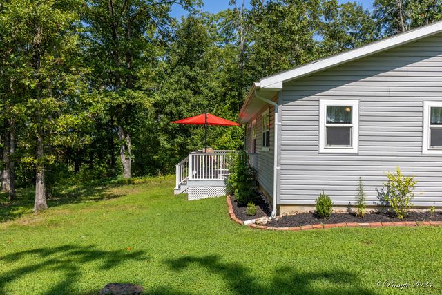 7309 County Road 5090, Pomona, MO 65789