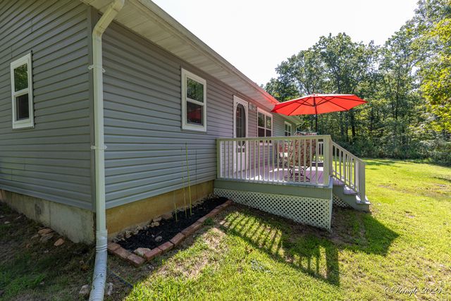 7309 County Road 5090, Pomona, MO 65789