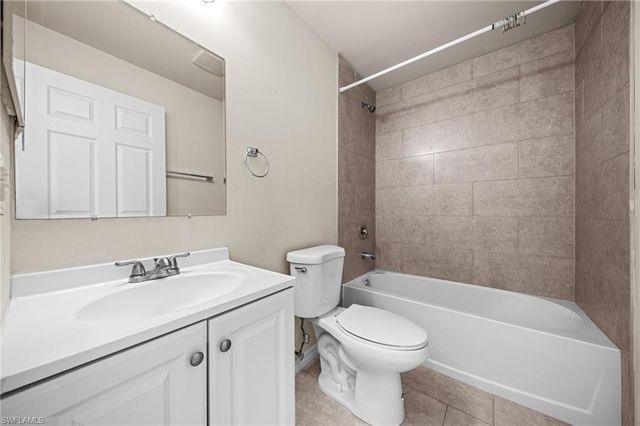 2109-2111 Chiquita BLVD S, Cape Coral, FL 33991