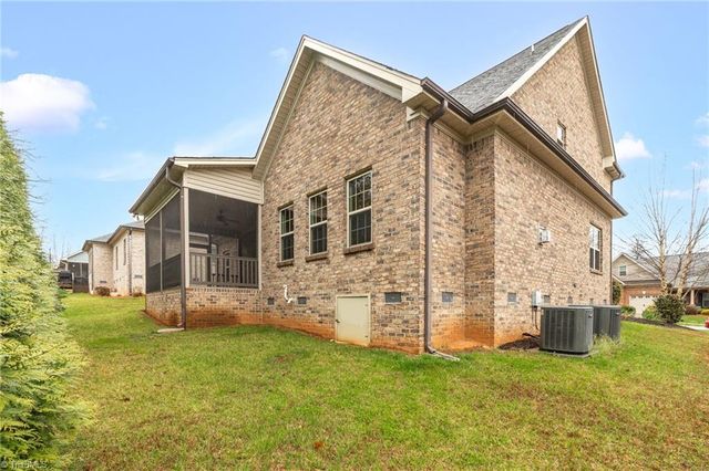 4671 Olivine Lane, Pfafftown, NC 27040