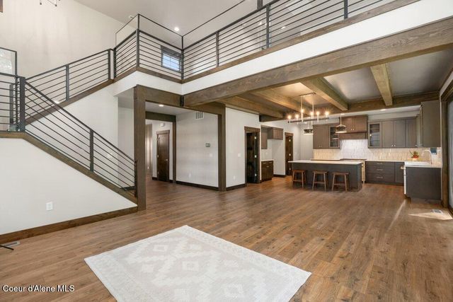 11925 N Rocking R RD, Hayden, ID 83835