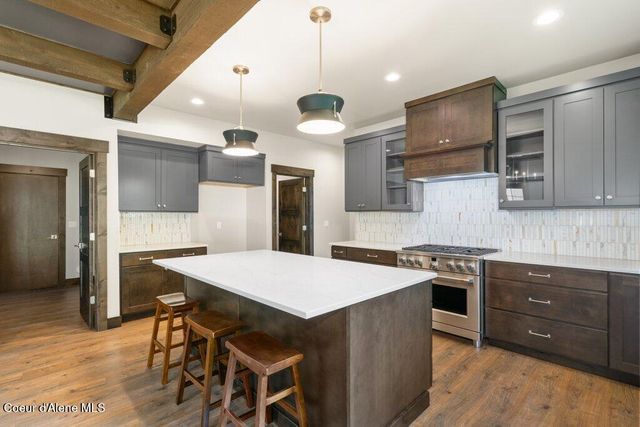 11925 N Rocking R RD, Hayden, ID 83835