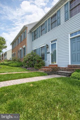4179 KITTATINNY DR, Mechanicsburg, PA 17050