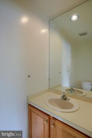 4179 KITTATINNY DR, Mechanicsburg, PA 17050