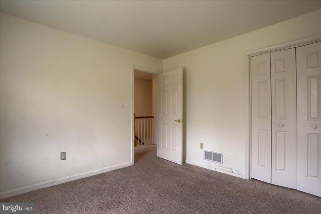 4179 KITTATINNY DR, Mechanicsburg, PA 17050